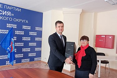 Благодарность депутату от Совета женщин